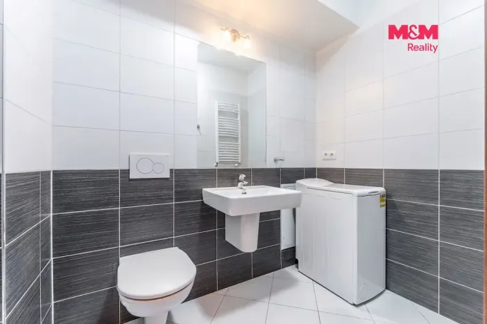 Prodej bytu 1+kk, Praha - Střížkov, Zakšínská, 29 m2