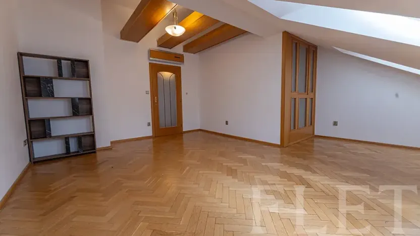 Pronájem bytu 3+1, Praha - Smíchov, Tomáškova, 117 m2