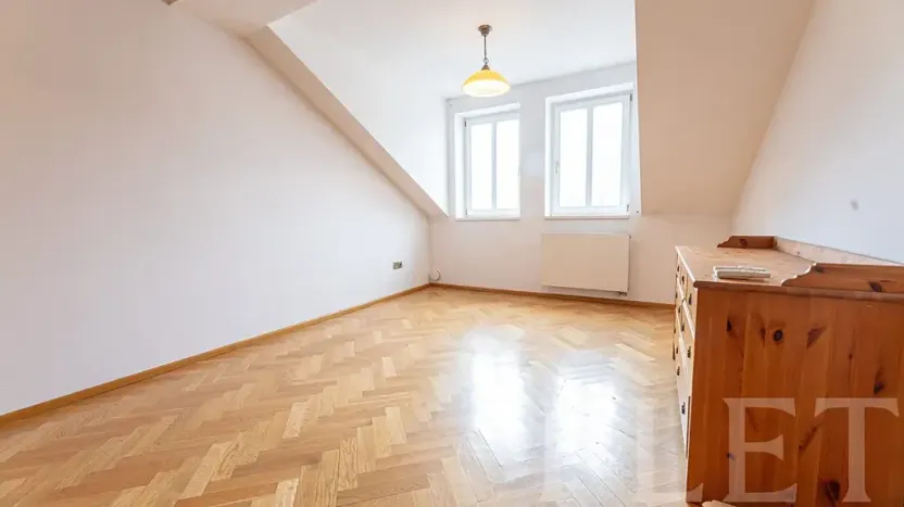 Pronájem bytu 3+1, Praha - Smíchov, Tomáškova, 117 m2