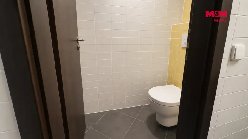Pronájem obchodního prostoru, Šumperk, Langrova, 129 m2