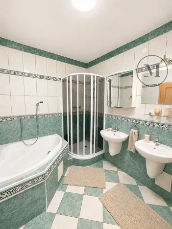 Prodej rodinného domu, České Budějovice, Plavská, 182 m2