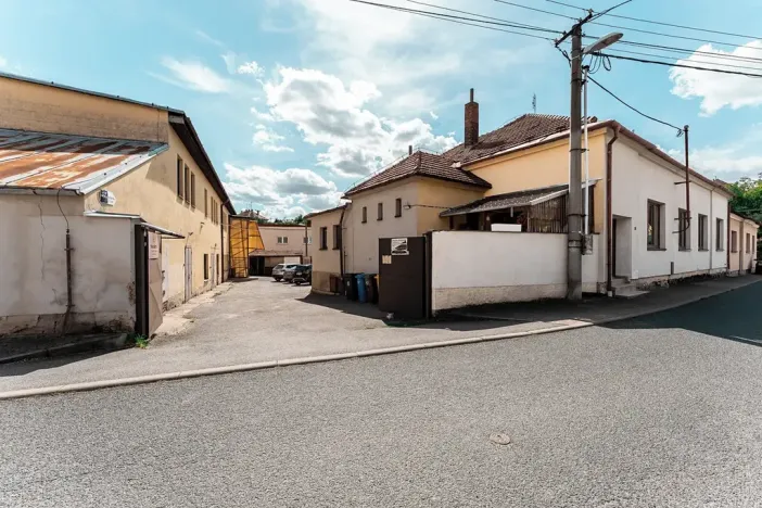 Prodej komerční nemovitosti, Zbýšov, Na drahách, 549 m2