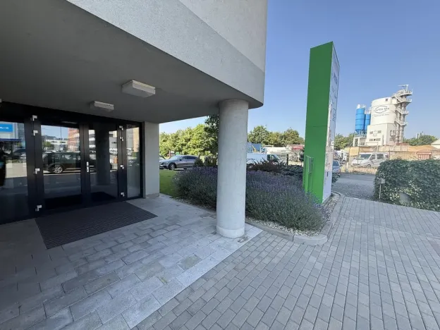 Pronájem kanceláře, Brno - Štýřice, Pražákova, 23 m2