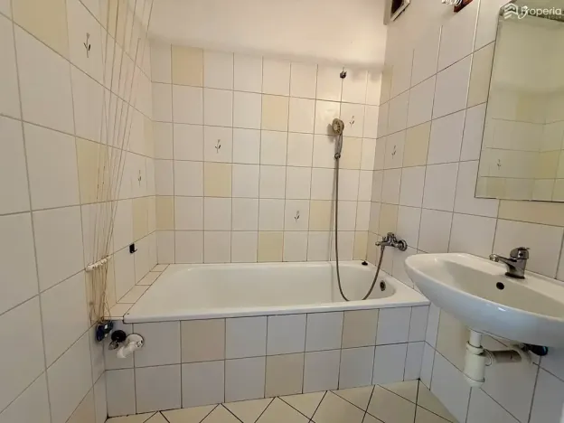 Pronájem bytu 3+1, Hrušovany u Brna, Žižkova, 69 m2