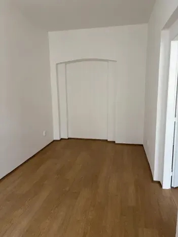 Pronájem bytu 2+1, Praha - Žižkov, Prokopova, 58 m2