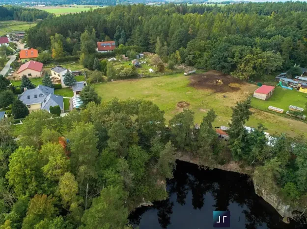 Prodej komerčního pozemku, Mukařov, 5830 m2