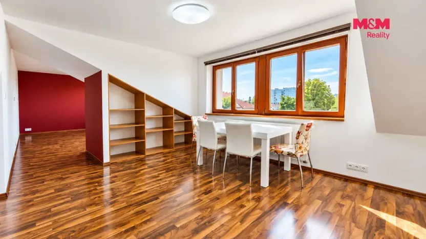 Pronájem bytu 2+kk, Praha - Bohnice, Bohnická, 79 m2