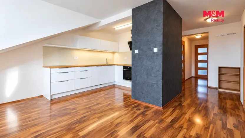 Pronájem bytu 2+kk, Praha - Bohnice, Bohnická, 79 m2