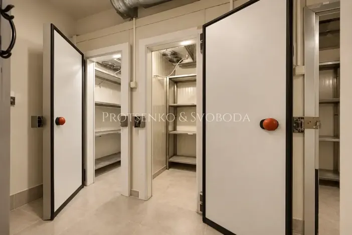 Pronájem restaurace, Praha - Vinohrady, Anny Letenské, 593 m2