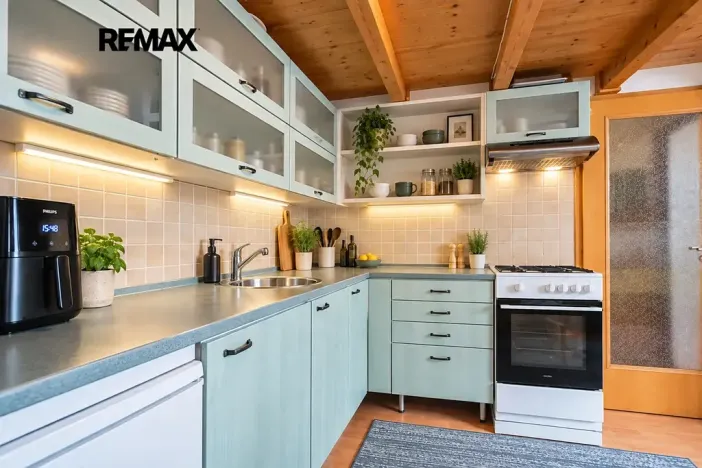 Prodej bytu 2+kk, Praha - Holešovice, Jateční, 45 m2