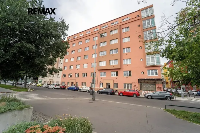 Prodej bytu 2+kk, Praha - Holešovice, Jateční, 45 m2