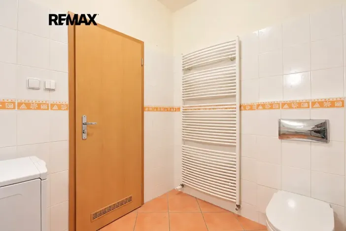 Prodej bytu 1+kk, Praha - Strašnice, Názovská, 35 m2