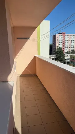 Pronájem bytu 2+kk, Kladno, Na růžovém poli, 47 m2