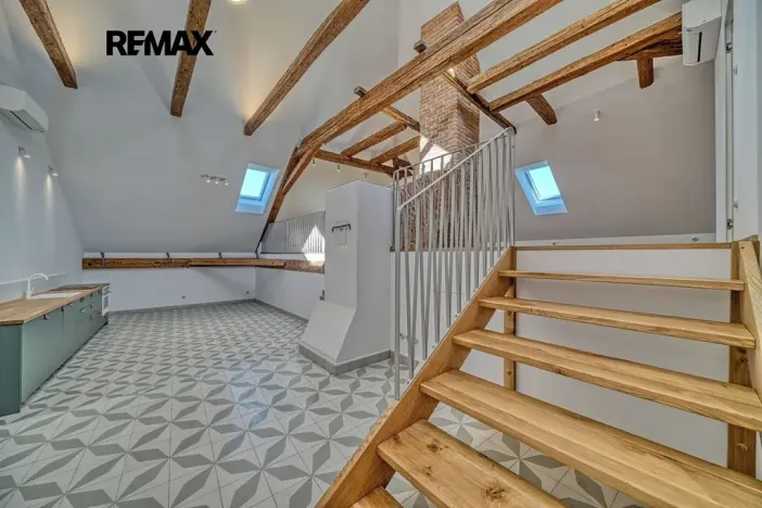 Pronájem atypického bytu, Kutná Hora, Kollárova, 123 m2