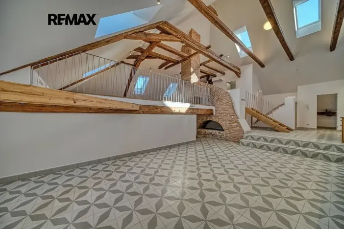 Pronájem atypického bytu, Kutná Hora, Kollárova, 123 m2