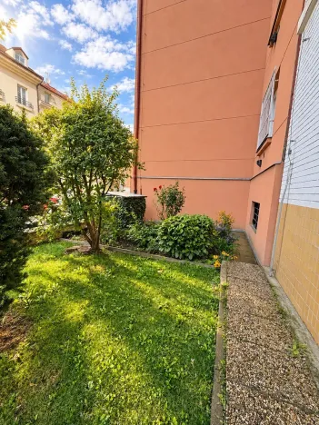 Pronájem bytu 2+kk, Praha - Žižkov, Křišťanova, 58 m2