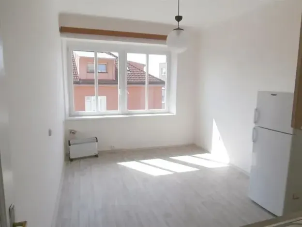 Pronájem bytu 1+1, Praha - Vršovice, Tolstého, 46 m2
