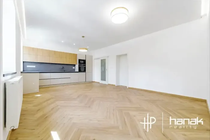 Pronájem bytu 2+kk, Olomouc, Tolstého, 51 m2