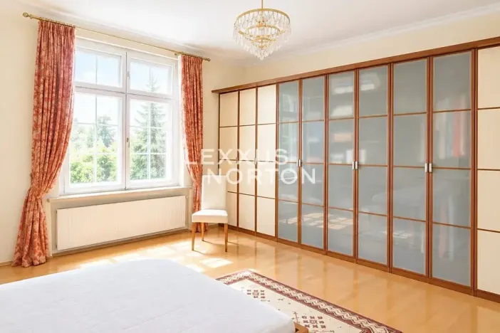 Pronájem bytu 3+1, Praha - Dejvice, Na Míčánce, 150 m2