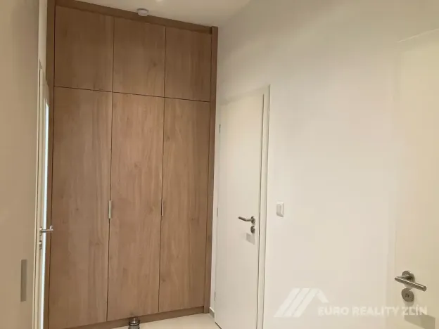 Pronájem bytu 2+kk, Zlín, Ševcovská, 61 m2