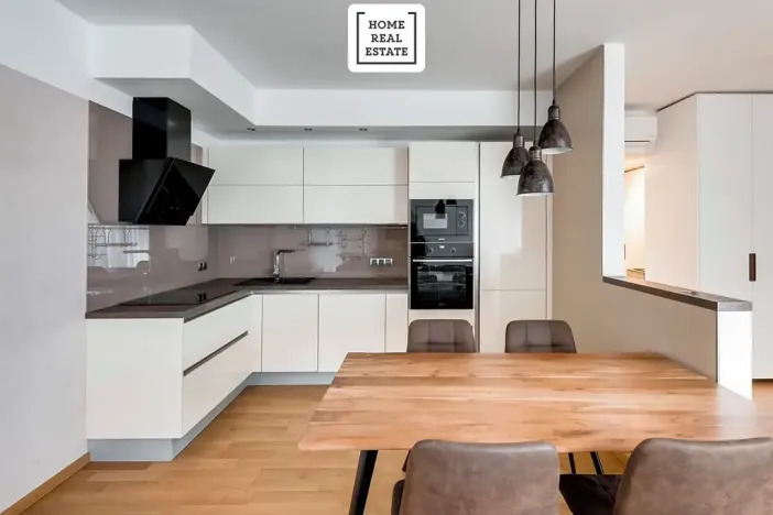 Pronájem bytu 2+kk, Praha - Smíchov, Kobrova, 100 m2