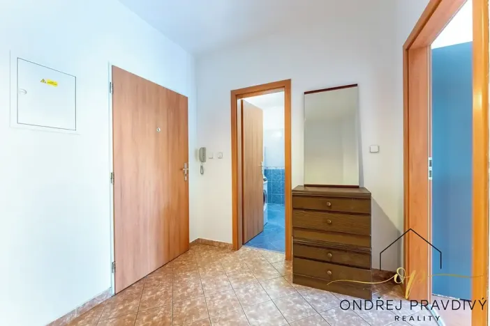 Prodej bytu 2+kk, Praha - Prosek, Mimoňská, 60 m2