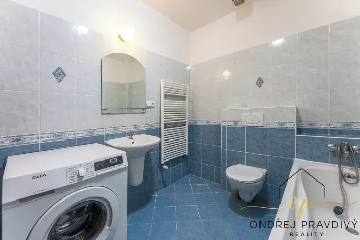 Prodej bytu 2+kk, Praha - Prosek, Mimoňská, 60 m2