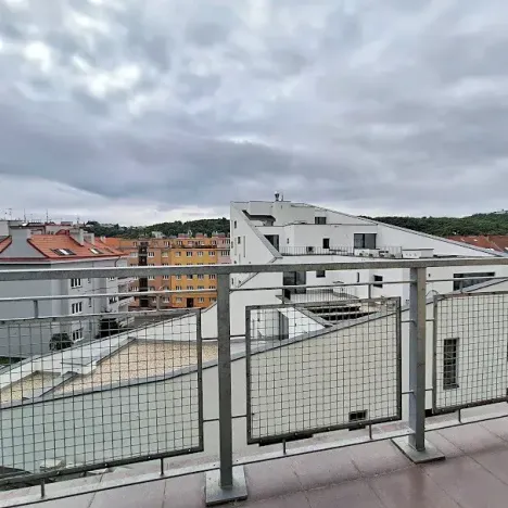 Pronájem bytu 2+1, Praha - Smíchov, Podbělohorská, 42 m2