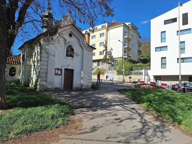 Pronájem bytu 2+1, Praha - Smíchov, Podbělohorská, 42 m2
