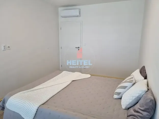 Pronájem bytu 2+kk, Olomouc, 17. listopadu, 56 m2