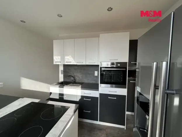 Pronájem bytu 2+1, Žatec, Růžová, 60 m2