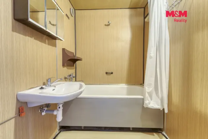 Pronájem bytu 3+1, Tachov, Želivského, 72 m2