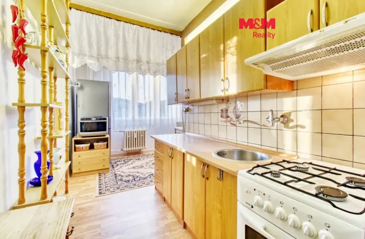 Prodej bytu 3+1, Chomutov, Bezručova, 80 m2