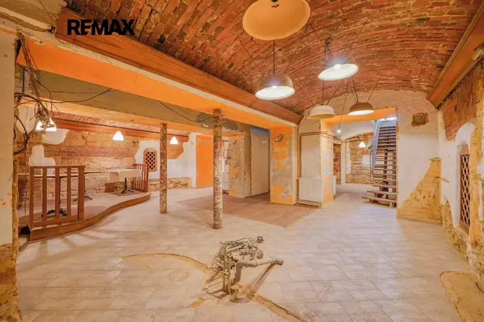 Pronájem obchodního prostoru, Plzeň, Bedřicha Smetany, 312 m2