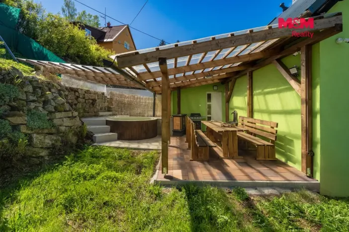 Prodej rodinného domu, Smržovka, Hlavní, 158 m2