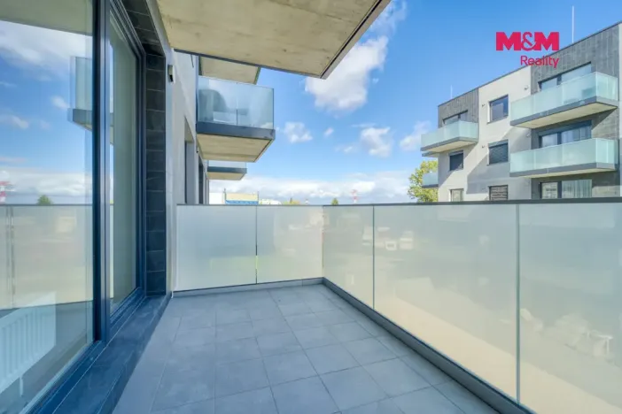 Prodej bytu 1+kk, Praha - Prosek, Čakovická, 27 m2