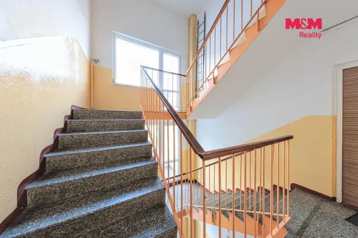 Prodej bytu 2+1, Hroznětín, Sídliště, 55 m2