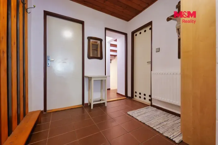 Prodej rodinného domu, Buková, 172 m2