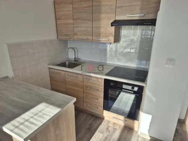 Pronájem bytu 1+1, Cvikov, 43 m2