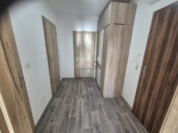 Pronájem bytu 1+1, Cvikov, 43 m2