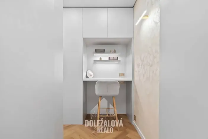Prodej bytu 1+kk, Praha - Strašnice, Kralická, 25 m2