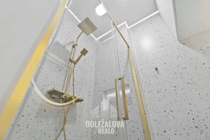 Prodej bytu 1+kk, Praha - Strašnice, Kralická, 25 m2