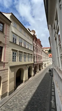 Prodej bytu 2+kk, Praha - Malá Strana, Tomášská, 57 m2
