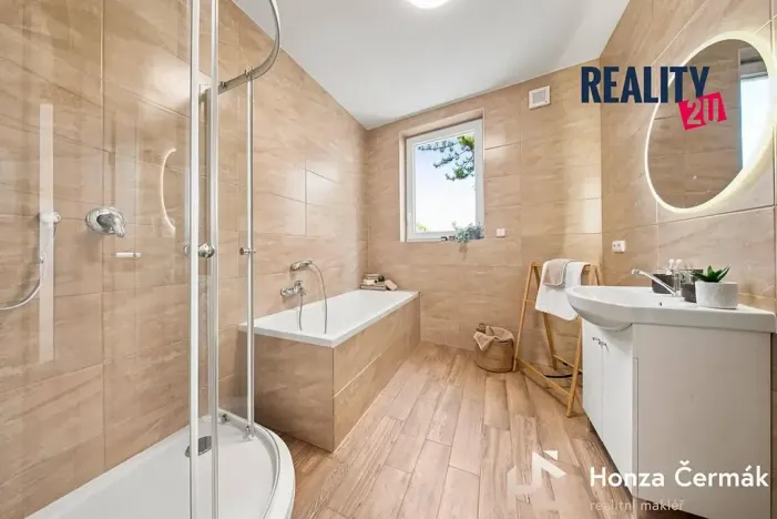 Prodej bytu 3+kk, Pohořelice, 83 m2