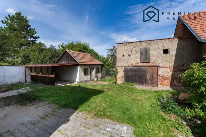 Prodej rodinného domu, Liběšice - Dobříčany, 200 m2