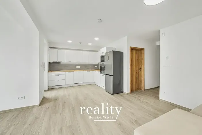 Pronájem bytu 2+kk, Jihlava, Na Nivách, 58 m2