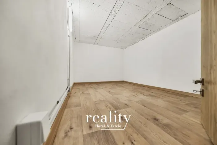 Pronájem bytu 2+kk, Jihlava, Na Nivách, 58 m2