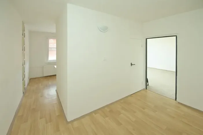 Pronájem bytu 2+1, Chomutov, Zahradní, 51 m2