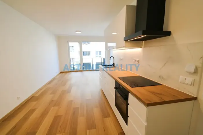 Pronájem bytu 1+kk, Praha - Modřany, Kolmanova, 37 m2