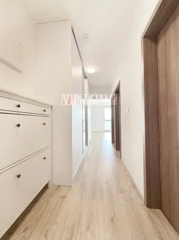 Prodej bytu 2+kk, Rosice, Slunečná, 66 m2